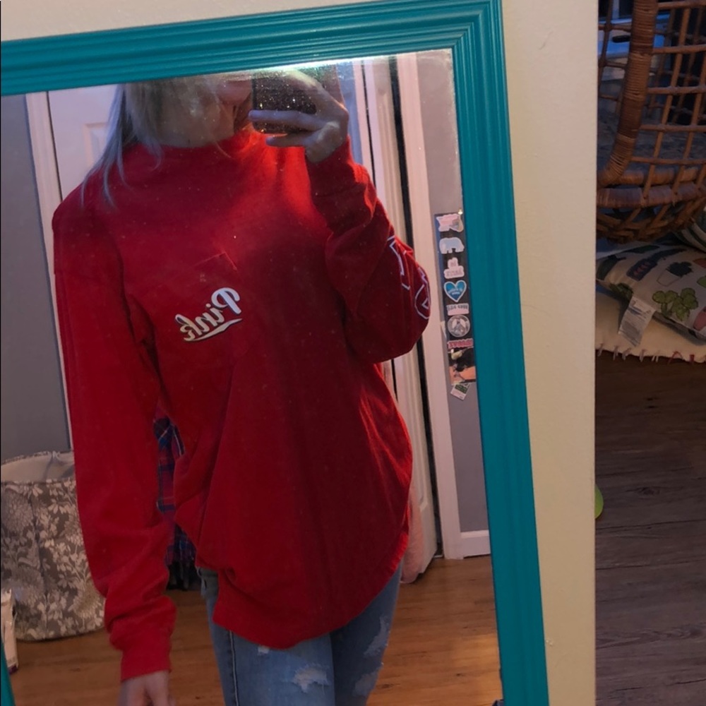 VS PINK long sleeve shirt